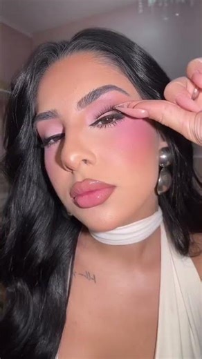 Candy Pink Makeup @makeupbyamandat