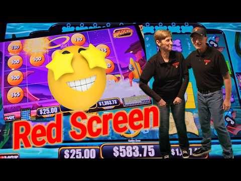 Red screen slot Treasure Tails Keeps Hitting Wins #casino