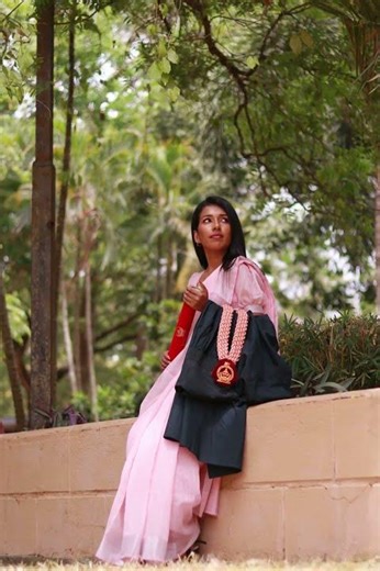 Let’s capture your unforgettable graduation moments. 👩‍🎓📷