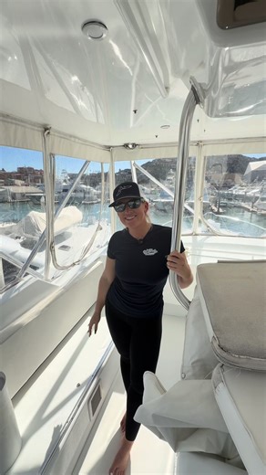 Fishing Charter Experience with Reel Machine in Cabo San Lucas