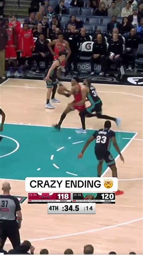 This was a CRAZY Finish in Memphis 😱