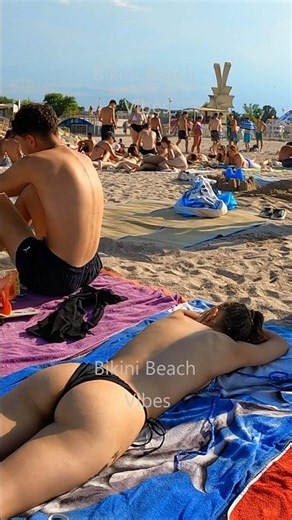 Stylish Black Bikini 👙☀️🏝️ Beach Walk 🏖️ #beach #bikini #beachwalk #beachvibes