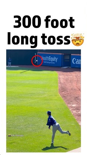 insane long toss 🤯