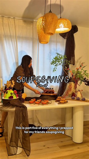 Part 5 of my Thanksgiving prep 🍂🦃 Getting ready for our Soupsgiving Friendsgiving party, picking out outfits for the whole family, and starting to heat up all the delicious food we prepared! Hosting a cozy Thanksgiving gathering is all about the little details, from planning our outfits to getting every dish ready before our guests arrive. Stay tuned for more of our Thanksgiving party prep and the final setup! 🤎 الجزء الخامس من تحضيرات عزومه الشوربه 🍂🦃 بجهز نفسي وبختار لبس لينا كلنا، وببدأ 
