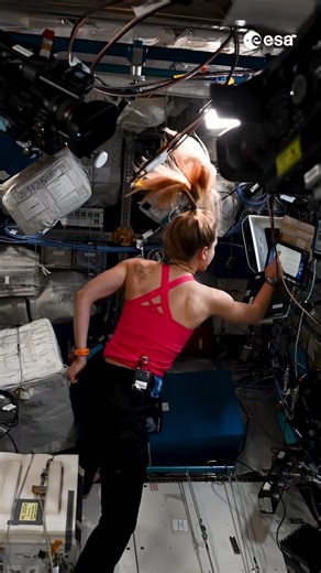 Behind the scenes of an astronaut filming in space 🎥