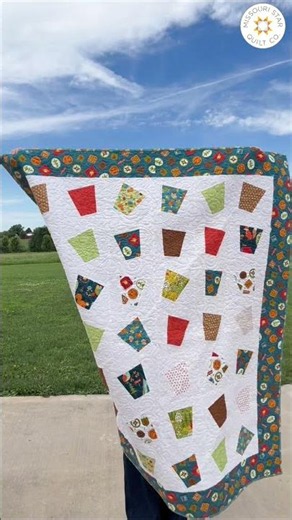 Tipsy Tumbler Quilt Pattern | Missouri Star Quilt Tutorial
