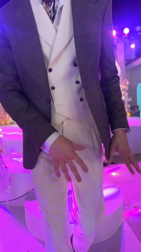 Stylish Celebrations at Ruslan Pugun Wedding