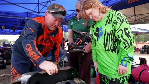 Meet the lawn mower racers revving around country towns