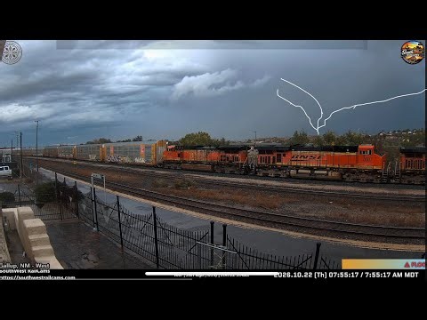 Tornado Warning ⚠️, Lightning Barrage, & Small Hail ⛈️ Gallup New Mexico 22/10/26