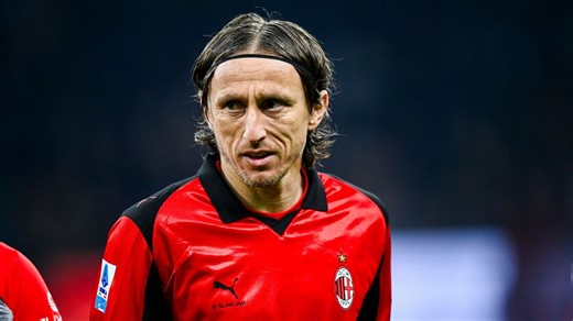 Milan's Modric breaks cheekbone but expected to be fit for World Cup