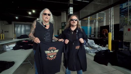 Stay warm now, rock out later! Double Trouble Double Vision with @foreignerlive - July through August. Tickets and VIP are available now at https://www.lynyrdskynyrd.com/tour or at the link in our bio 🤘 | Lynyrd Skynyrd