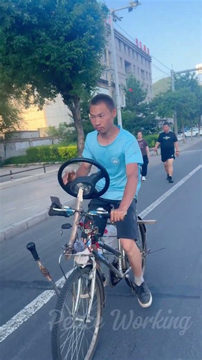 A Car Steering On A Bike…How Does It Work?🤔