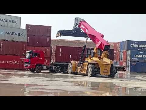 Loading and unloading Containers in a Terminal with Kalmar Machine | Heavy Equipment Machine III
