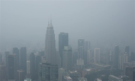 Indonesia's official says its forests 'send oxygen' to Malaysia, Singapore when there's no haze