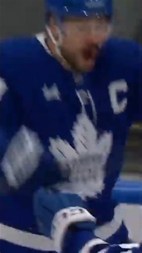 Auston Matthews Has A Hat Trick To Start The New Year! 🥳