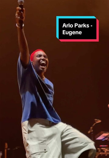 Arlo Parks Performs “Eugene” at O2 Academy Brixton