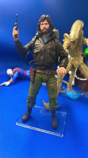 NECA, macready vs alien?! The new infestation in outpost 31 macready must take on!