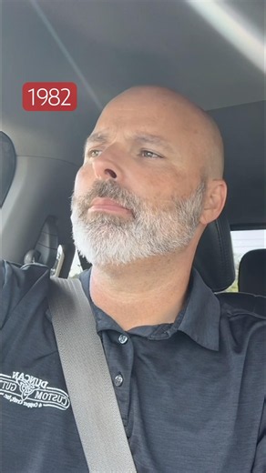 Singing “1982” by Randy Travis 🎤 Country Cover