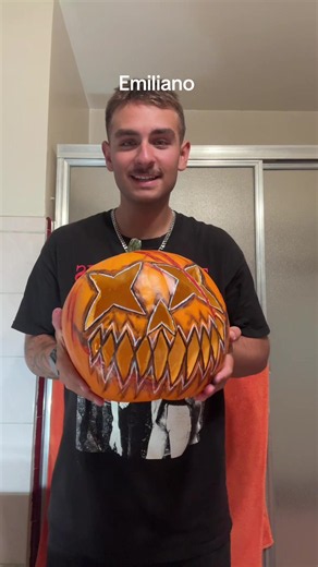 Pumpkin Contest 2025: Cute Family Pumpkin Carving Ideas