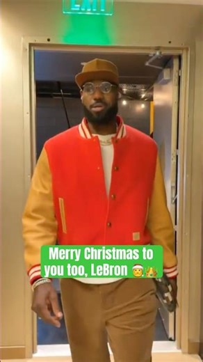 Bron arrives for his 20th Christmas game 🎄