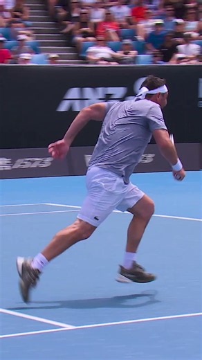Baghdatis couldn't STOP! 🏃