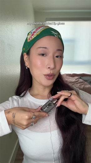 muted tan lip gloss for cool-toned & olive skin