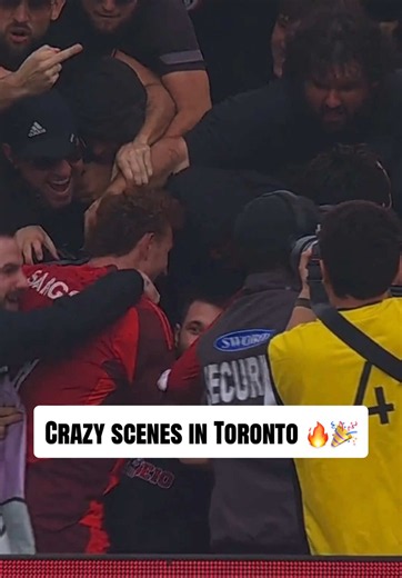 The pop in the stadium as @TorontoFC scored a 95th minute winner to complete comeback over rival Montreal 😤🔥😱 #mls #toronto #fans #crazy #stadium