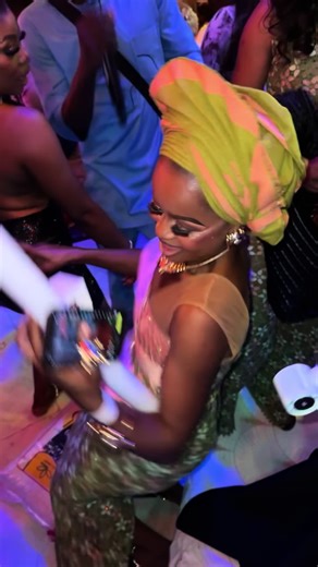 Souvenirs vs Supermarket: Which to Choose?