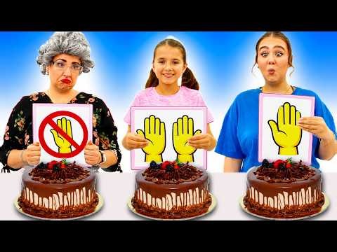 Who Eats More? NO HANDS vs ONE HAND vs TWO HANDS! Ruby and Bonnie