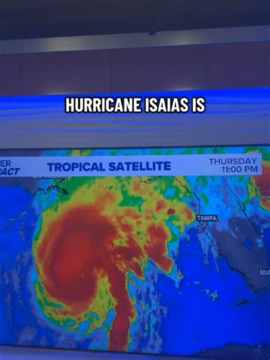 Hurricane Isaias is now a major hurricane & expected to make landfall near Pensacola, FL, later this evening. Strong, damaging winds, storm surge, and flooding are expected. #13newsnow #virginia #hamptonroadsva #757 #fyp #localnews #hamptonroadsflooding #hamptonroadsnews #weather #hurricaneisaias #virginiaweather