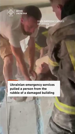 Russian air strikes leave many dead in Kyiv
