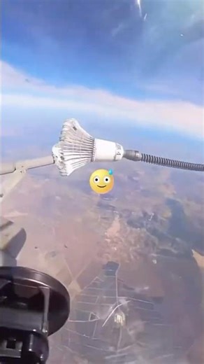 Havada Yakıt İkmali Nasıl Yapılıyor? Gerçekten Çok Zor! 😱✈️