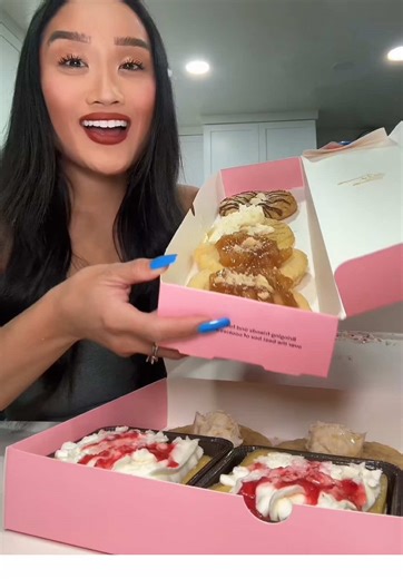 Crumbl Cookie Review: Must-Try Flavors Explained