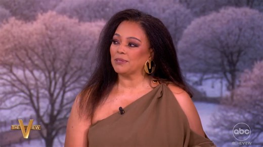 Kim Fields shares about her bittersweet goodbye to 'The Upshaws' as the show enters its final season and the guest stars that made it even more special! | The View