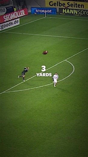 Neuer could legit play QB after he retires 🙌🏈 #bundesliga #fussball #nfl