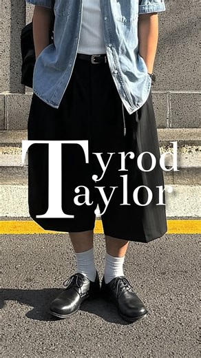 JOSEPHT : Artisan | Mens Fashion on Instagram: "@tytaylor : The NFL's best-dressed? 😏 There’s a reason Tyrod Taylor always looks clean off the pitch. He follows a simple, high-impact formula that anyone can use to level up their streetwear without trying too hard. #TyrodTaylor #NFLStyle #MensFashionFormula #StreetwearEssentials #CleanFit"