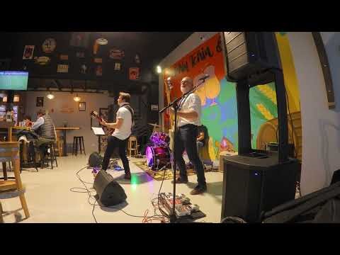 05 jumping jack flash