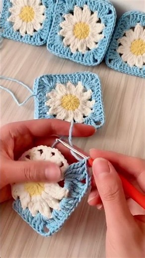 Daisy granny square