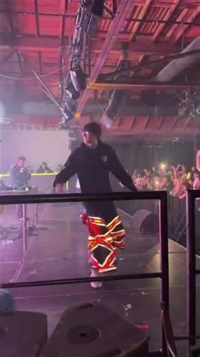 Ianrocks on stage Shuffling dancing