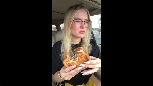 Whataburger full eating video: Trying fan-favorite menu items