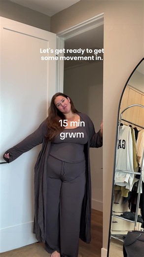 need to workout from home more i loveddd that 🤳🏽 #morningroutine #wakeupwithme #glassskin #pilatesoutfit @SKIMS @Tatcha @epionce @medicube global @Therabody @shopvitality @ShopFORM @Peloton