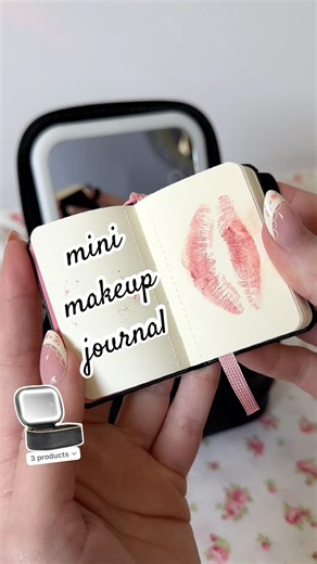 diy mini makeup journal 💋📓 @moleskine x @BLACKPINK bag charm