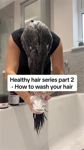 How to Wash Your Hair for Healthy and Shiny Results
