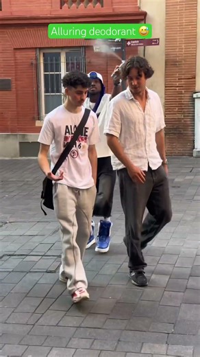 Quel Parfum ! 🤣 #reels #prank #viralvideo #shorts #shortvideo