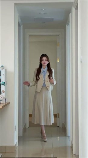 How to Rock the Interview & Commute: Petite Style Guide