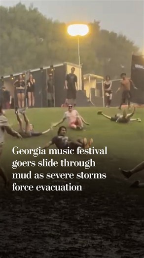 Severe storms forced the temporary evacuation of Atlanta’s Shaky Knees festival.Some attendees slid through muddy grass before the festival reopened, with Twenty One Pilots returning for a shortened set. https://t.co/YNqNJwZBUW