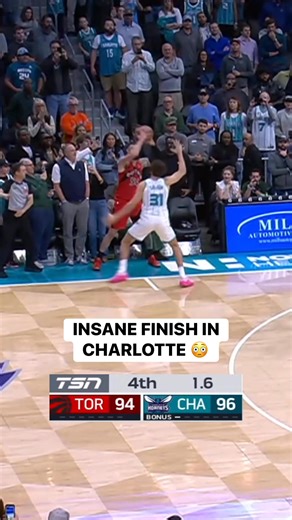 THE RAPTORS TAKE THE DUB ON THE ROAD! 🔥 | NBA