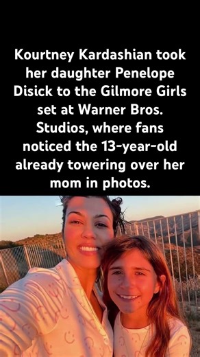 Penelope outgrows mom moment#KourtneyKardashian #PenelopeDisick #GilmoreGirls #WarnerBros #GrowingUp