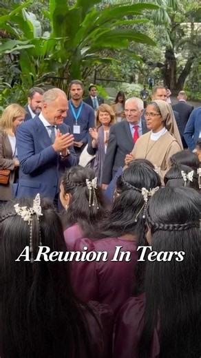 Polish PM Donald Tusk Shares Emotional Video of Reunion With Bengaluru Children After 16 Years