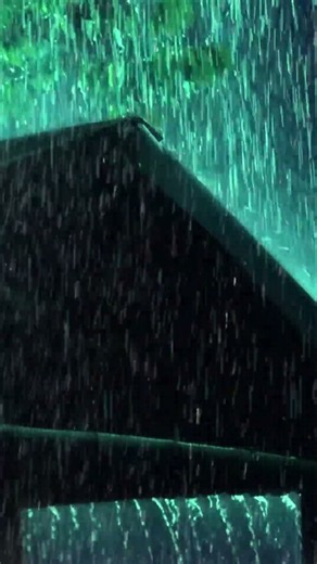 Nighttime Rainstorm | Heavy Rooftop Rain and Low Rolling Thunder